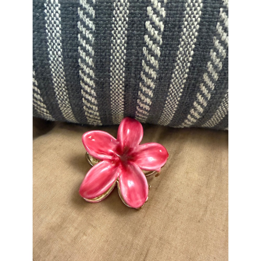 Zara Pink Plumeria Flower Hair Claw Clip Gold Tone Metal Tropical Enamel